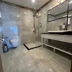 Ween Hotel 3*