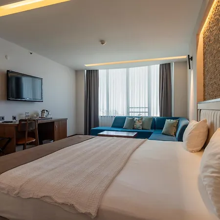 Hotel Ween