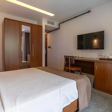 Ween 3* Trabzon